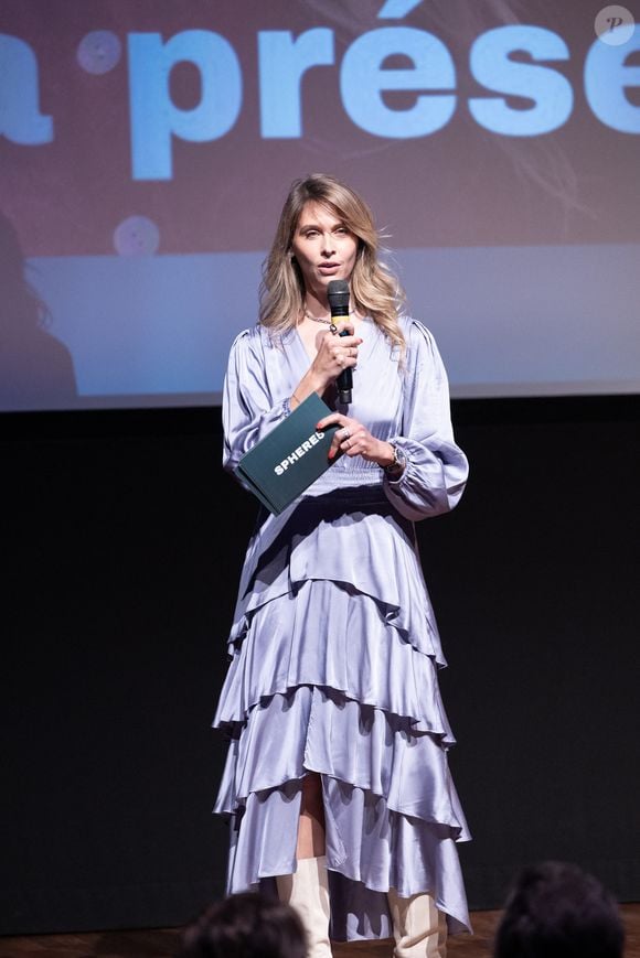 Entre M6, RTL2 et son podcast Sphère 5, l’animatrice explique avoir un quotidien très chargé.

Ophélie Meunier - Soirée de lancement de la nouvelle émission digitale SPHERE5 à l'Elysée Biarritz à Paris le 13 avril 2026.  © Cyril Moreau/Bestimage