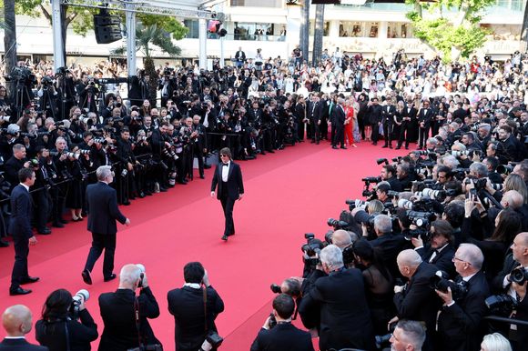 Il est accusé d'agressions sexistes et sexuelles sur trois de ses anciennes partenaires.

Montée des marches du film "Mission Impossible : The Final Reckoning" lors du 78ème Festival International du Film de Cannes, au Palais des Festivals à Cannes, le 14 mai 2025.

Photo : Jacovides-Moreau / Bestimage