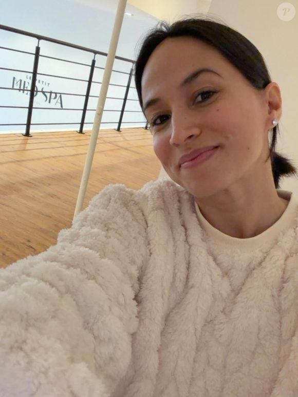 En exclusivité, elle nous dévoile ses conseils beauté pour avoir une belle peau.

Axelle Francine dirige des centres de soin pour la peau.