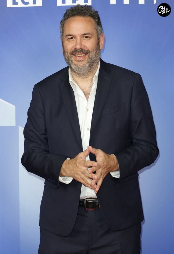 Bruce Toussaint au photocall de l’Upfront 2026 de TF1 à la Seine Musicale à Boulogne-Billancourt le 18 juin 2026.

© Coadic Guirec/Bestimage