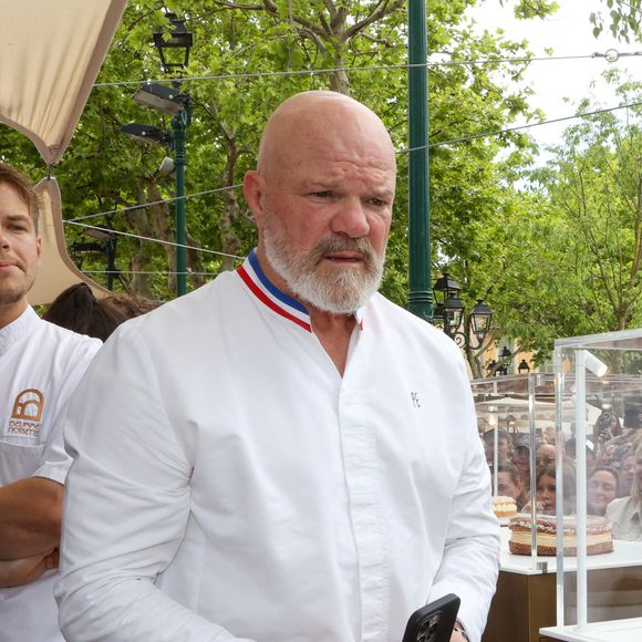 Philippe Etchebest aide les restaurateurs en difficultés dans "Cauchemar en cuisine".

Les Chefs à Saint-Tropez fêtent les producteurs - Inauguration de la cinquième édition,  les Chefs et les producteurs se retrouvent sur la place des Lices à Saint-Tropez. Le chef Philippe Etchebest membre du Jury du concours de Patisserie - La Tropezienne. ©Jean-Marc Lhomer / Bestimage.