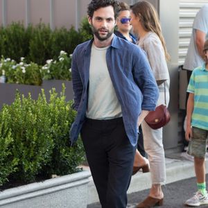 Penn Badgley - Personnalités à l'US Open au Billie Jean King National Tennis Center à New York le 3 septembre 2019.