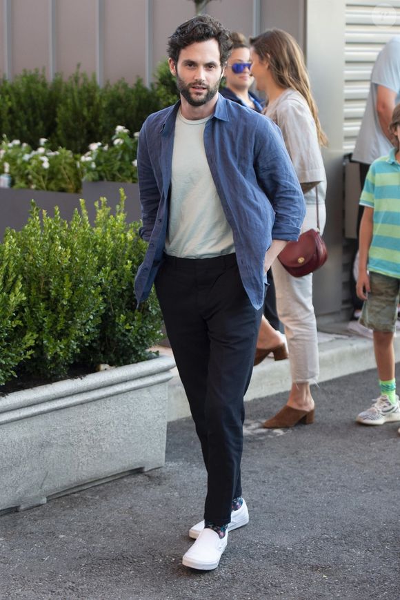 Penn Badgley - Personnalités à l'US Open au Billie Jean King National Tennis Center à New York le 3 septembre 2019.