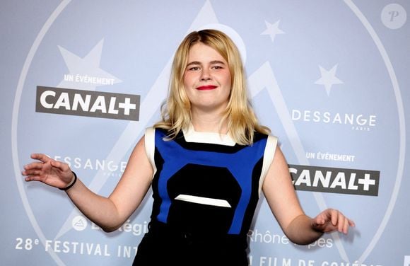 Zaho de Sagazan au photocall de la cérémonie d'ouverture du 28ème Festival International du Film de Comédie à l'Alpe d'Huez le 13 janvier 2025.

© Dominique Jacovides / Bestimage