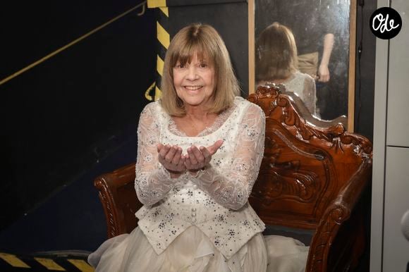 Seule véritable pilier de sa famille durant cette crise, l'artiste a fait preuve d'une ténacité exemplaire pour protéger les siens.

Exclusif - Chantal Goya, lors de la représentation pour Les Pièces Jaunes du Cirque Bouglione au Cirque d’Hiver, à Paris, le 10 janvier 2026. 

© Jack Tribeca / Bestimage