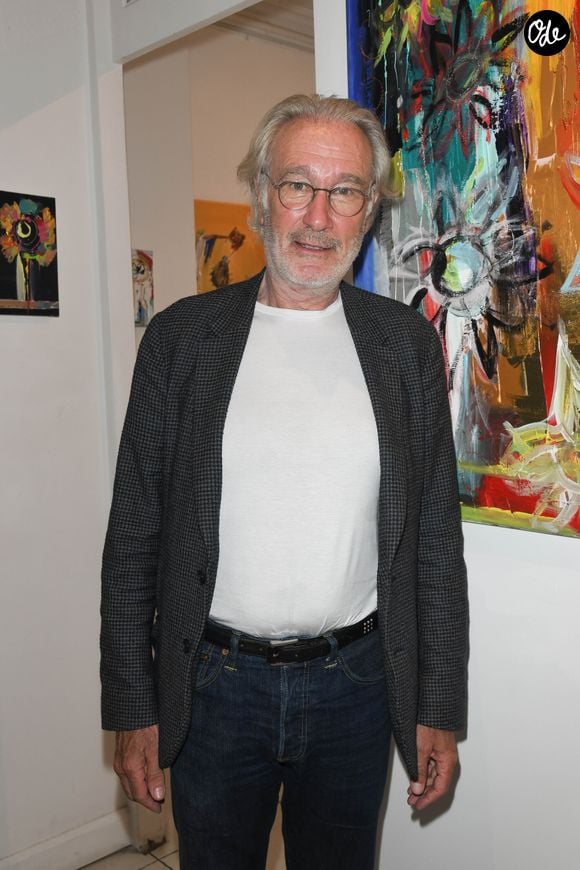 Bernard Le Coq au vernissage de l'exposition de l'artiste peintre Caroline Faindt à la Dorothy's Gallery à Paris, France, le 25 juin 2019. © Coadic Guirec/Bestimage