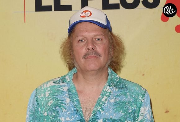 Philippe Katerine - Photocall du casting du jeu télévisé de la saison 2 "Qui sera le plus nul ?" sur TF1 à Boulogne-Billancourt le 22 juin 2026. © Coadic Guirec/Bestimage