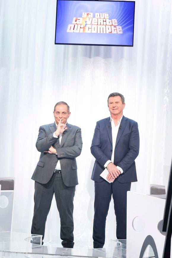 C’est au tour de Pascal Bataille et Laurent Fontaine d’investir la chaîne du groupe M6 avec "Y’a que la vérité qui compte"...

Exclusif - Laurent Fontaine, Pascal Bataille - Enregistrement de l'émission "Y'a que la vérité qui compte", présentée par L.Fontaine et P.Bataille, et diffusée sur C8 à partir du 12 octobre © Jack Tribeca / Bestimage