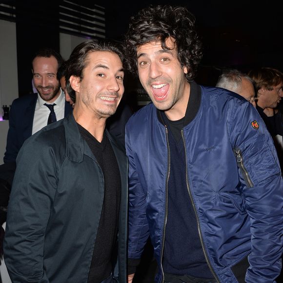 Jérémy Ferrari et Max Boublil - Cocktail pour le lancement du livre "Les bonnes chansons ne meurent jamais" de J. Sanchez au NoLita à Paris, le 4 novembre 2015. © Veeren/Bestimage