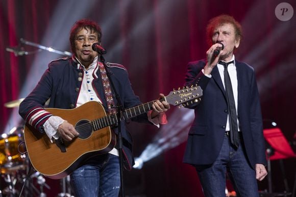 Laurent Voulzy et Alain Souchon au gala des 20 ans de la fondation Recherche Alzheimer "2 générations chantent pour la 3ème" à l'Olympia à Paris le 18 mars 2024. CYRIL MOREAU / BESTIMAGE