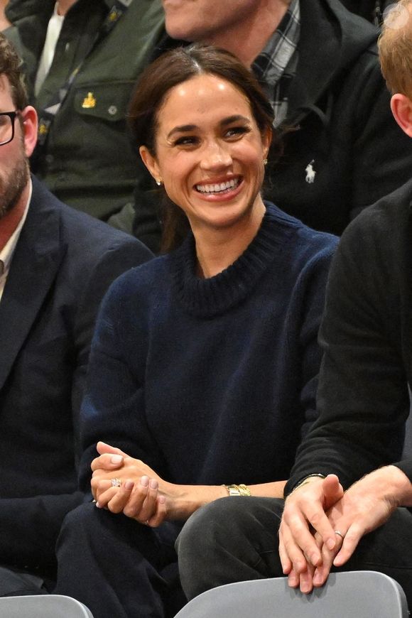 La duchesse de Sussex est cependant rentrée en Californie sans son mari

Meghan Markle à Vancouver au Canada pour les Invictus Games le 10 février 2025.
Crédit : Zak Hussein / Backgrid UK/ Bestimage