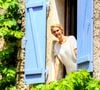 Bien qu'elle soit très attachée à la capitale, elle avait l'impression d'y stagner au quotidien.

Exclusif - L'animatrice de télévision Julie Andrieu à Valbonne dans les Alpes Maritimes le 21 juin 2019.
© Patrice Lapoirie / Nice Matin / Bestimage