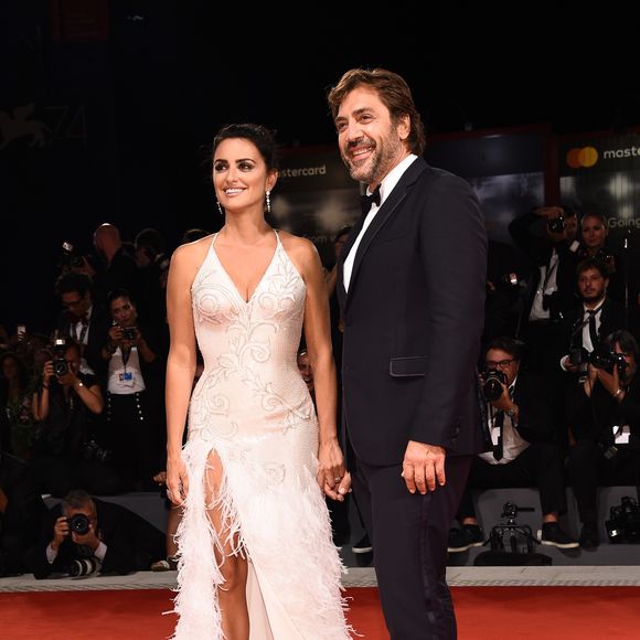 Penelope Cruz et son mari Javier Bardem à la première de "Loving Pablo" au 74ème Festival International du Film de Venise (Mostra), le 6 septembre 2017

©SGP / BESTIMAGE