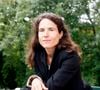La maison de Gordes, dans le Luberon, apparaît comme un refuge totalement discret où François Mitterrand a organisé une part cachée de sa vie familiale. 

Mazarine Pingeot - portrait. CEDRIC PERRIN / BESTIMAGE