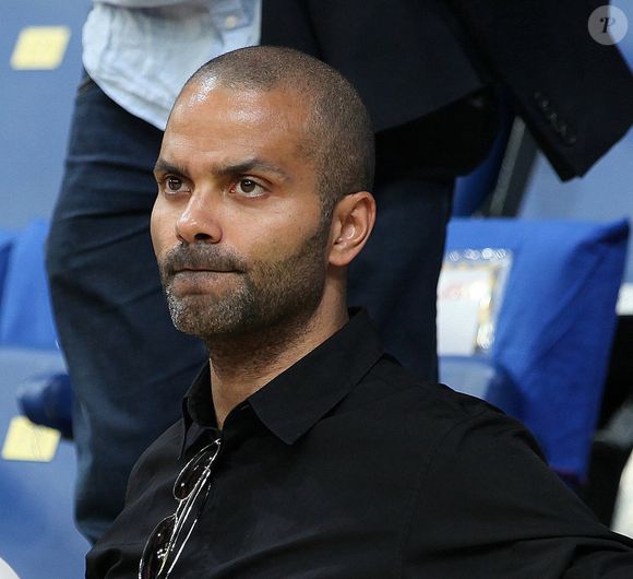 Tony Parker - Les célébrités assistent au match de basketball "Boulogne Metropolitans 92 - Asvel (75 - 69)" au Palais des sports Marcel-Cerdan à Levallois-Perret, le 28 mai 2023. 
© Jonathan Rebboah / Panoramic / Bestimage