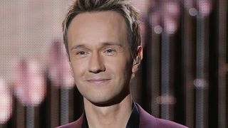 "Ils se sont même privés pour me louer une chambre de bonne" : Cyril Féraud raconte les sacrifices de ses parents avant la célébrité