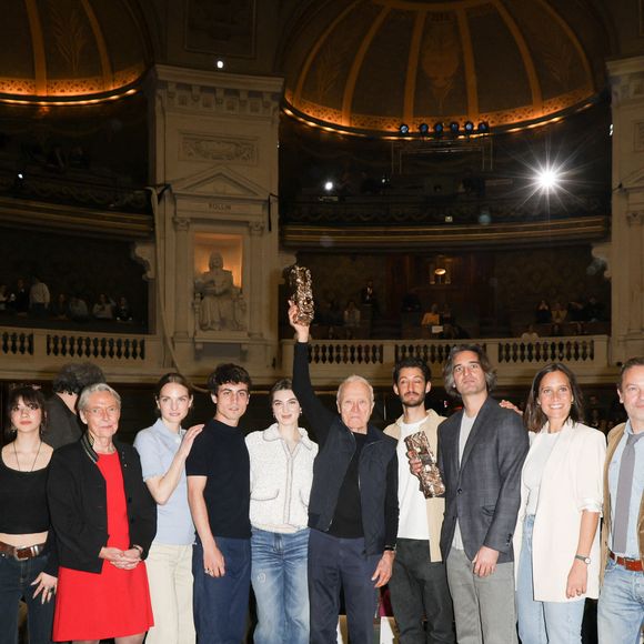 Patrick Sobelman, Elisabeth Borne, Adèle Simphal, Julien de Saint Jean, Anamaria Vartolomei, Jérôme Seydoux, Pierre Niney, Dimitri Rassam, Julie de Bona et Patrick Mille à la cérémonie "César des Lycéens 2025", au sein du Grand Amphithéâtre de la Sorbonne, pour le film "Le Comte de Monte-Cristo", le 26 mars 2025.

Photo : Coadic Guirec / Bestimage