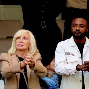 Michèle Torr et son compagnon Stéphane. 

© Dominique Jacovides / Bestimage