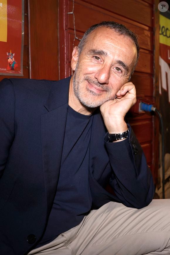 Elie Semoun lors de L'inauguration de la fête à NeuNeu dans le Bois de Boulogne à Paris, France, le 6 septembre 2024. © Cédric Perrin/Bestimage