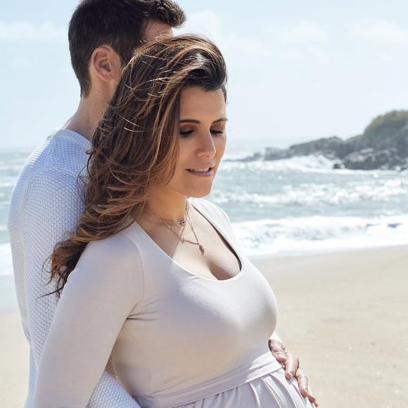 Partie en vacances dans le sud de la France, Karine Ferri fera prochainement sa rentrée

Karine Ferri et son mari Yoann Gourcuff sur Instagram.