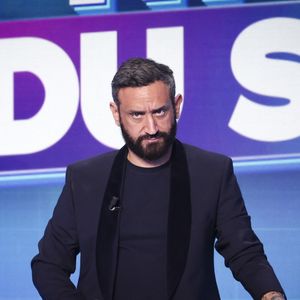 Après la fermeture de C8 et l’arrêt brutal de "Touche pas à mon poste", Cyril Hanouna a trouvé refuge sur W9, pour lancer une nouvelle quotidienne "Tout Beau Tout N9uf"...

Exclusif - Cyril Hanouna, sur le plateau de l’émission « TPMP » présentée par C.Hanouna et diffusée en direct sur Youtube et sur toutes les box (SFR, FREE, Bouygues, MyCanal etc), Paris, France. © Jack Tribeca / Bestimage