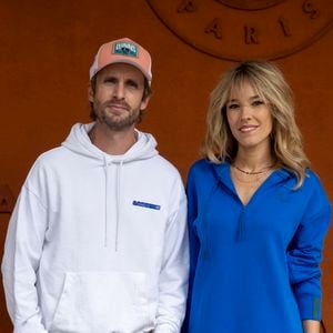 Philippe Lacheau et sa compagne Elodie Fontan au village lors des Internationaux de France de Tennis de Roland Garros 2025. Paris, le 27 mai 2025.
© Moreau / Jacovides / Bestimage