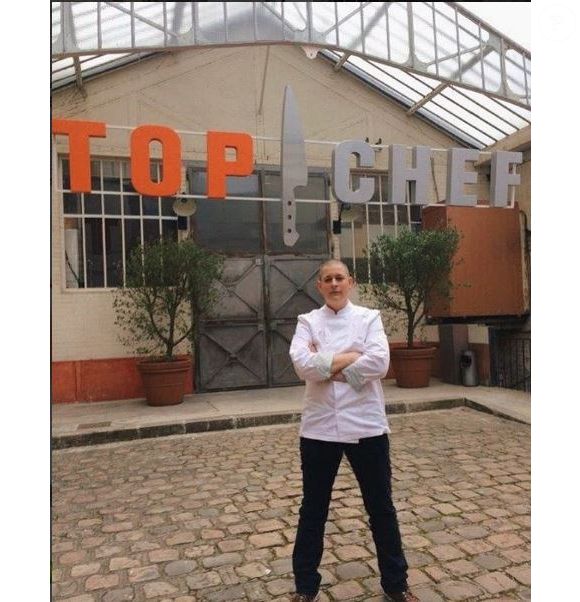 Il est aujourd'hui aux commandes des "Tilleuls", maison historique fondée en 1738 à Etretat, en Normandie.

Julien Wauthier lors du tournage de "Top Chef 2017", Instagram