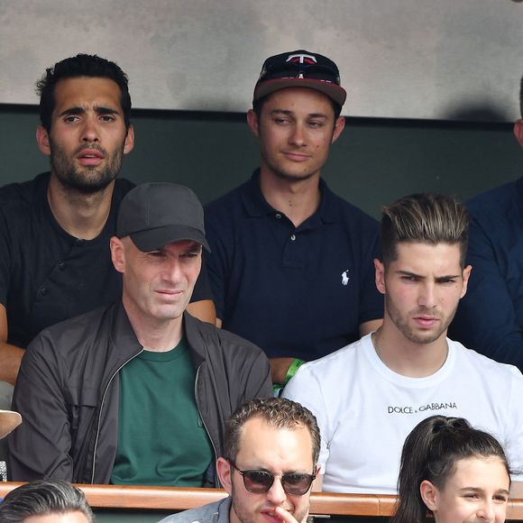 Zinedine Zidane, sa femme Véronique et leurs fils Luca et Enzo assistent à la finale hommes de Roland Garros 2018 - Day Fithteen à Roland Garros le 10 juin 2018 à Paris, France. Photo par Laurent Zabulon/ABACAPRESS.COM