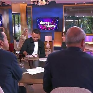 Tina Arena raconte son expérience inattendue dans "Danse avec les stars" sur le plateau de "C à vous" (France 5), le lundi 9 juin 2025