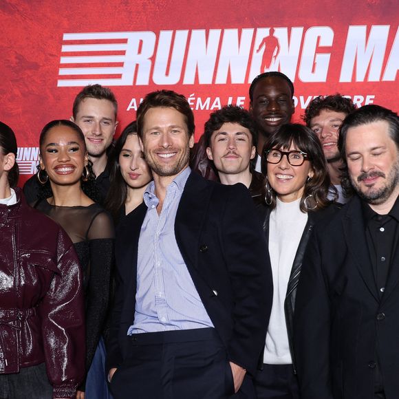 Alexia Laroche-Joubert, Edgar Wright, Glen Powell et les élèves de la Star Academy 2025 (G-D) Mélissa, Léa, Lily, Ambre, Léane, Léo, Noah, Théo P., Jeanne, Victor, Anouk, Ema, Sarah et Bastiaan lors de la première de Running Man au cinéma UGC Ciné Cité Bercy à Paris le 3 novembre 2025.

© Denis Guignebourg / Bestimage