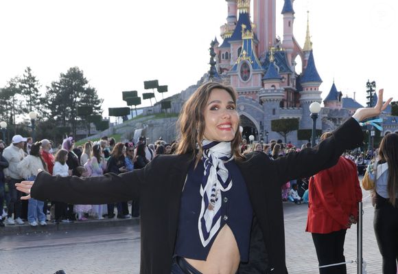 La chanteuse Joyce Jonathan était également de la partie, apportant une touche musicale supplémentaire à cette journée déjà riche en émotions.

Exclusif - Joyce Jonathan au lancement du Disney Music Festival à Disneyland Paris le 26 avril 2025. © Coadic Guirec / Bestimage