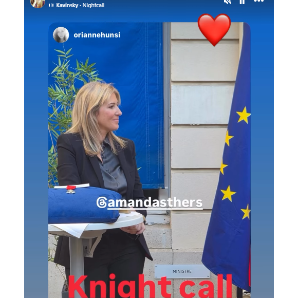 Sur son compte Instagram, la star a repartagé avec émotion les nombreuses stories capturées par ses invités privilégiés.

Amanda Sthers décorée pour son parcours.