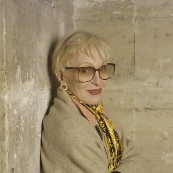 En France, Nicole Croisille posant © Bruno Schneider via Bestimage