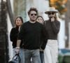 Le restaurateur a suivi la veuve de Johnny Hallyday à Saint Barthélémy et en Californie
Exclusif - Laeticia Hallyday est allée déjeuner avec son nouveau compagnon Frédéric et ses filles Jade et Joy à Venice le 17 janvier 2025. Agence / Bestimage