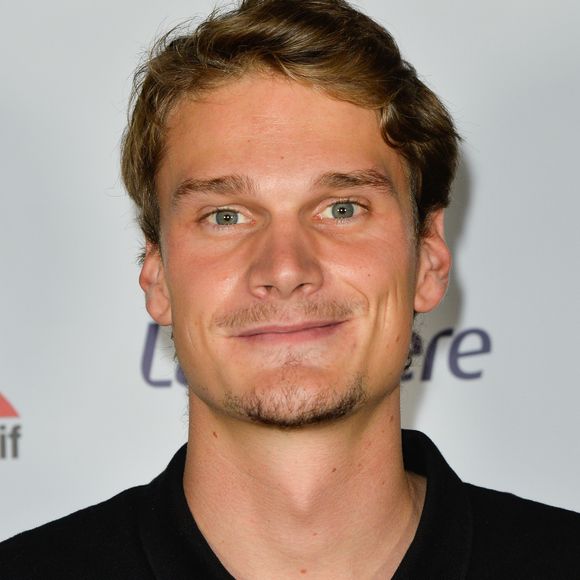 Yannick Agnel bénéficie d’un non-lieu d’agressions sexuelles commises sur un mineur de plus de 15 ans concernant une autre personne

Yannick Agnel - Soirée de gala des 20 ans de l'association "Fête le Mur" de Yannick Noah au Chalet des Iles à Paris le 9 novembre 2016. © Coadic Guirec/Bestimage