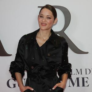 Marion Cotillard au photocall de la première du film "Karma" au cinéma Pathé Palace à Paris le 13 octobre 2026. 

© Coadic Guirec / Bestimage