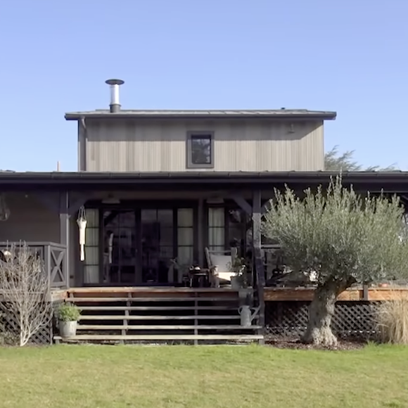 Cecile Siméone dévoile sa maison en bois près de Lyon, "La maison France 5", Janvier 2025