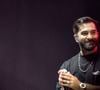 Une seule chose n'a cependant pas pu être réalisée par le chanteur : boire du sang 

Kendji Girac - Les artistes se produisent lors du concert "Scoop Live" de Radio Scoop à la LDLC Arena de Décines près de Lyon, le 25 février 2025. 
© Sandrine Thesillat / PsnewZ / Bestimage