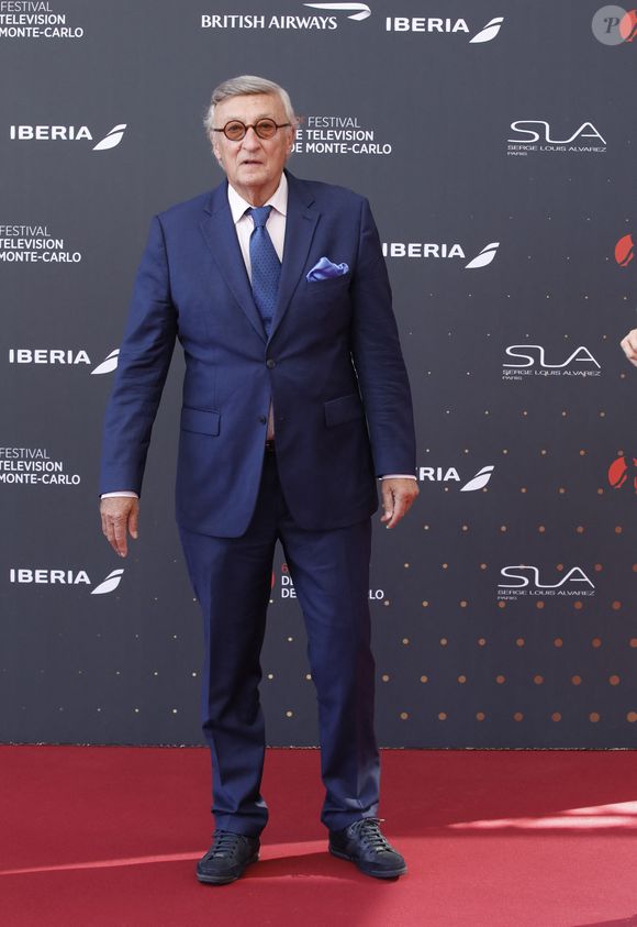 Olivier Lejeune a promis à ses fans qu'il continuerait d'utiliser sa voix, même par écrit. 

Olivier Lejeune sur le tapis rouge du photocall de la cérémonie d'ouverture du 62ème Festival de Télévision de Monte-Carlo, à Monaco, le 16 juin 2023. © Denis Guignebourg/BestImage