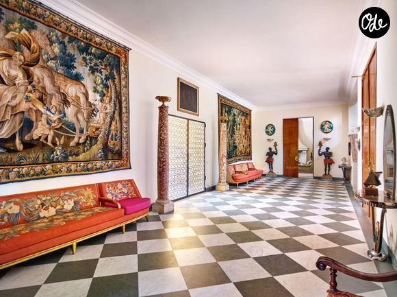 Le Domaine des Aspres, dans le sud de la France, est à vendre.
