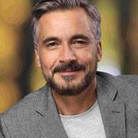 Avant de devenir une figure de la télévision, Olivier Minne a exercé une activité bien différente... au sein d'une ministère
