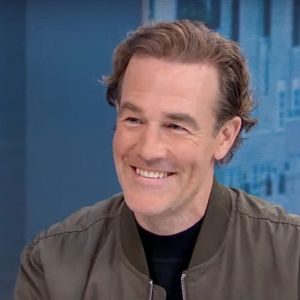 James Van Der Beek en larmes sur le plateau de l'émission "Good Morning America" à New York, le 3 décembre 2024 @Backgrid UK/ Bestimage