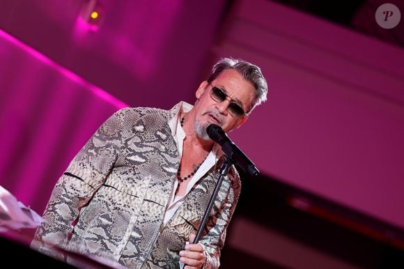 Florent Pagny lors de la soirée de gala "Heroes for Imagine" qui a permis de récolter dix millions d'euros au profit de la recherche contre les maladies génétiques à Paris le 23 septembre 2024. © Dominique Jacovides / Bestimage