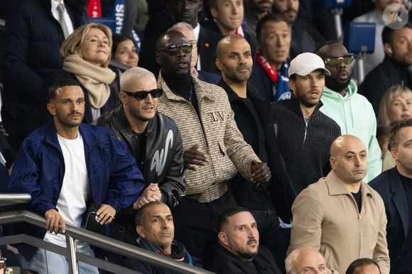 Valérie Pécresse, Malik Bentalha, Dj Snake, Omar Sy, Tony Parker, Pierre Gasly, Gims - Célébrités dans les tribunes lors du match retour de la Ligue Des Champions 2024-2025 (LDC) "PSG - Arsenal" (2-1) au Parc des Princes à Paris le 7 mai 2025. © Cyril Moreau/Bestimage
