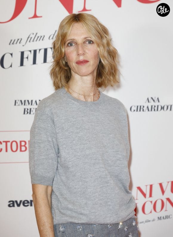 Intitulée Les Fruits, elle est organisée à la galerie Xavier Eeckhout.

Sandrine Kiberlain - Avant-première du film "Ni vue ni connue" au cinéma Pathé Palace à Paris le 29 septembre 2026. © Marc Ausset-Lacroix/Bestimage