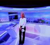 Pour ses adieux, elle avait eu du mal à retenir ses larmes

Capture d'écran de la dernière présentation du journal télévisé de Claire Chazal sur TF1 le 13 septembre 2015. AGENCE / BESTIMAGE