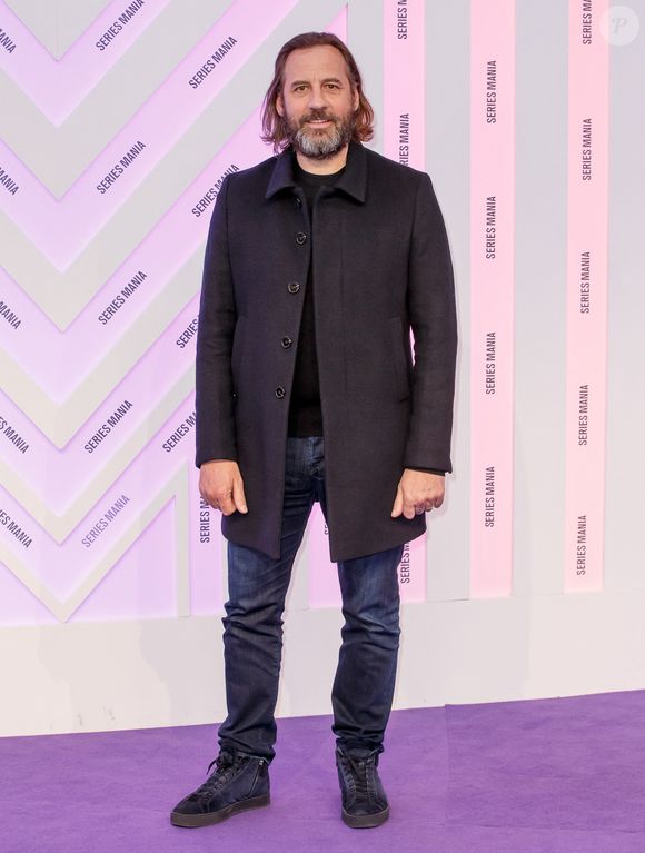Fred Testot au photocall de la cérémonie de clôture du festival Series Mania à Lille le 28 mars 2025.
© Stéphane Vansteenkiste / Bestimage