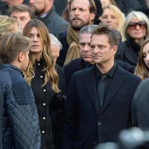Cameron Smet, Alexandra Pastor, David Hallyday, Darina Scotti - Sorties de l'église de la Madeleine après les obsèques de Johnny Hallyday à Paris le 9 décembre 2017.
Photo par Veeren / Bestimage