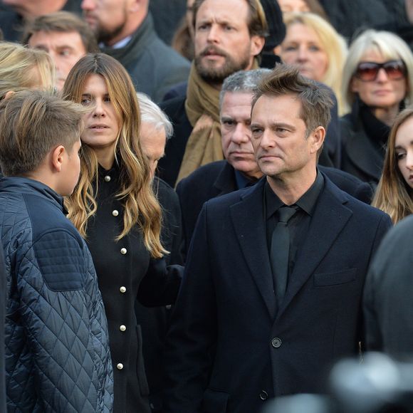 Cameron Smet, Alexandra Pastor, David Hallyday, Darina Scotti - Sorties de l'église de la Madeleine après les obsèques de Johnny Hallyday à Paris le 9 décembre 2017.
Photo par Veeren / Bestimage