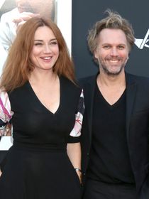 Marine Delterme de retour en France avec son mari Florian Zeller : le couple a trouvé une grande maison avec jardin en Normandie